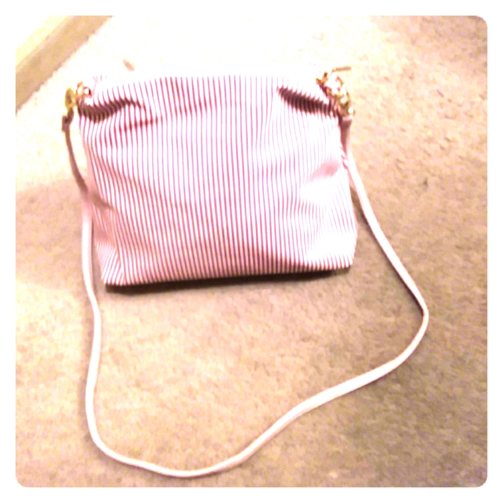 BN vegan leather crossbody bag red/white stripes